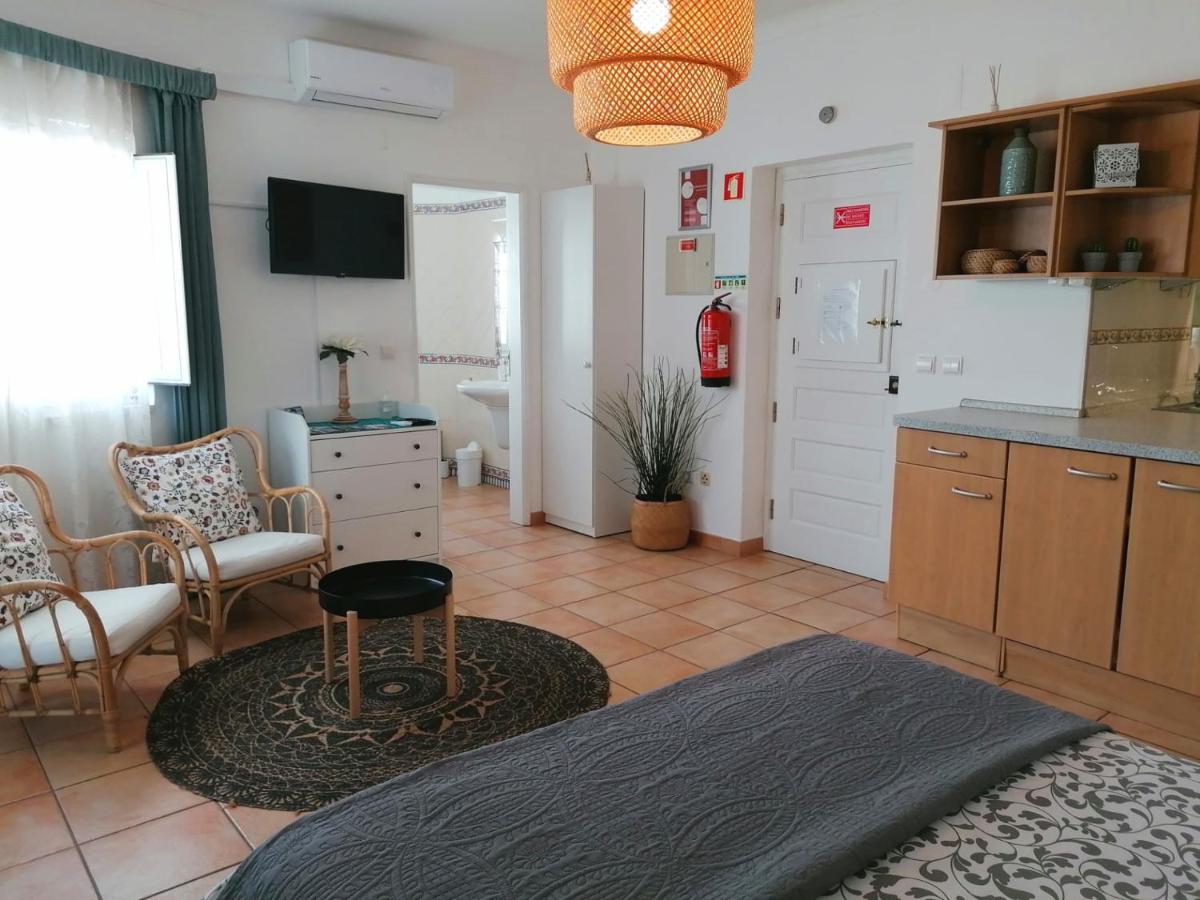 Apartamento Estudio Pinhalmar วิลานอวา ดิ มิลฟงติส ภายนอก รูปภาพ